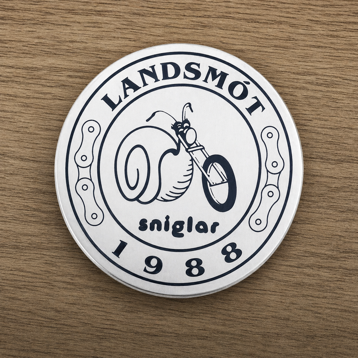 Landsmótsmerki Snigla 1988 Barmnæla